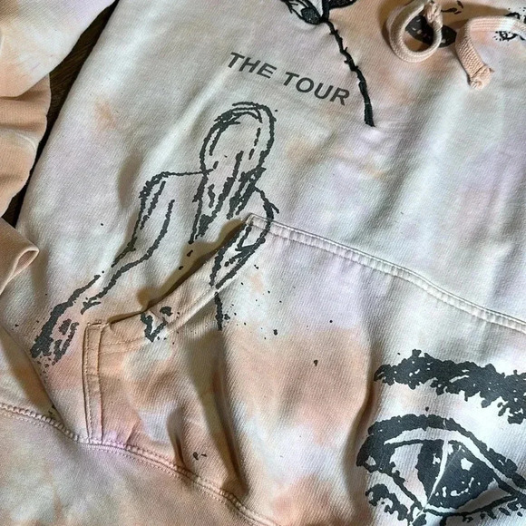 SHAWN MENDES EMBROIDERED MERCH THE TOUR CONCERT PULLOVER SWEATSHIRT MED - Picture 5 of 12